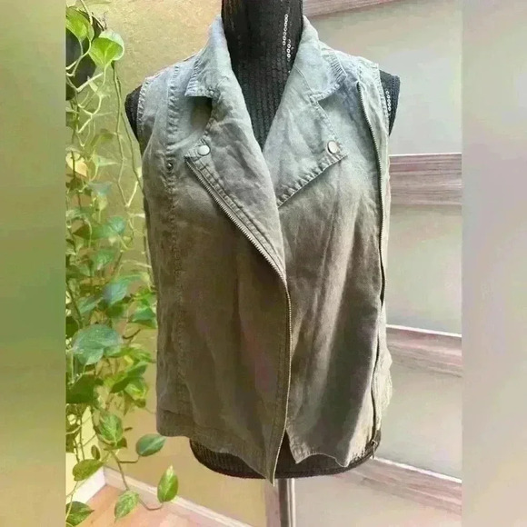 Cynthia Rowley 100% Linen Sleeveless Zip Vest Style Top Size S. 🌾 - Picture 3 of 4